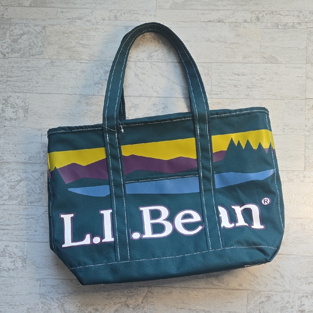 L.L. Bean Tote Bag Mount Katahidin Graphics